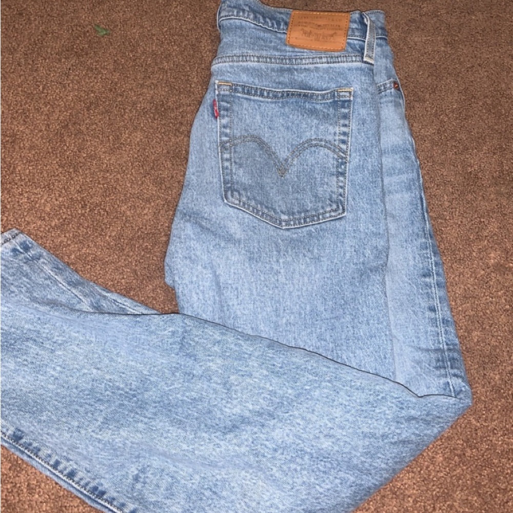 Levi’s women’s jeans size 27